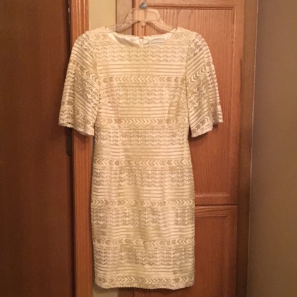 Katherine Kelly Dresses & Skirts - Cream and gold metallic dress